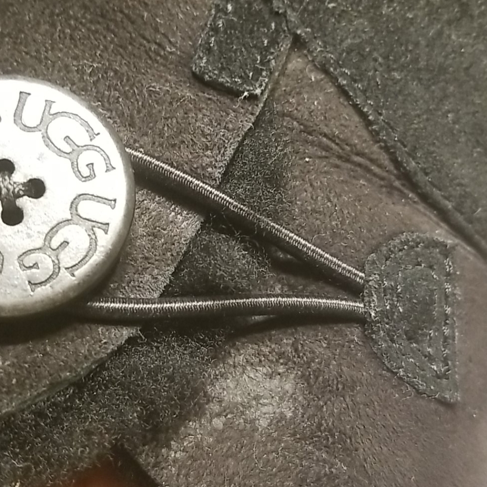 Ugg Bailey Buttons - image 6